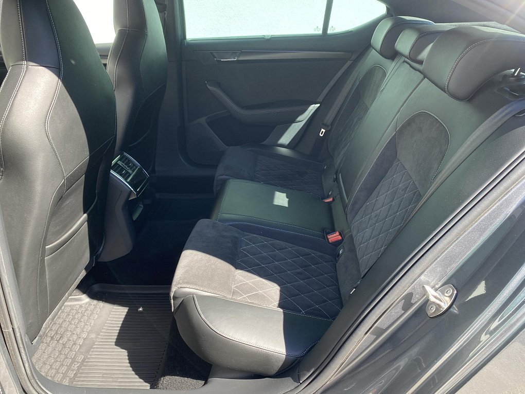 Škoda Superb III 2.0TDi SportLine 4x4
