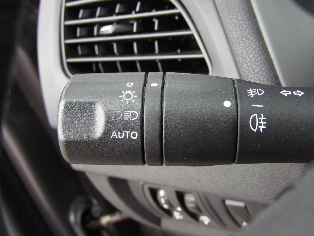 Renault Fluence 1.6 i 