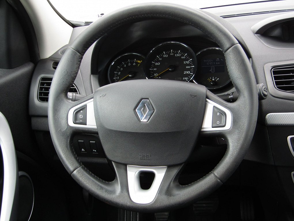 Renault Fluence 1.6 i 
