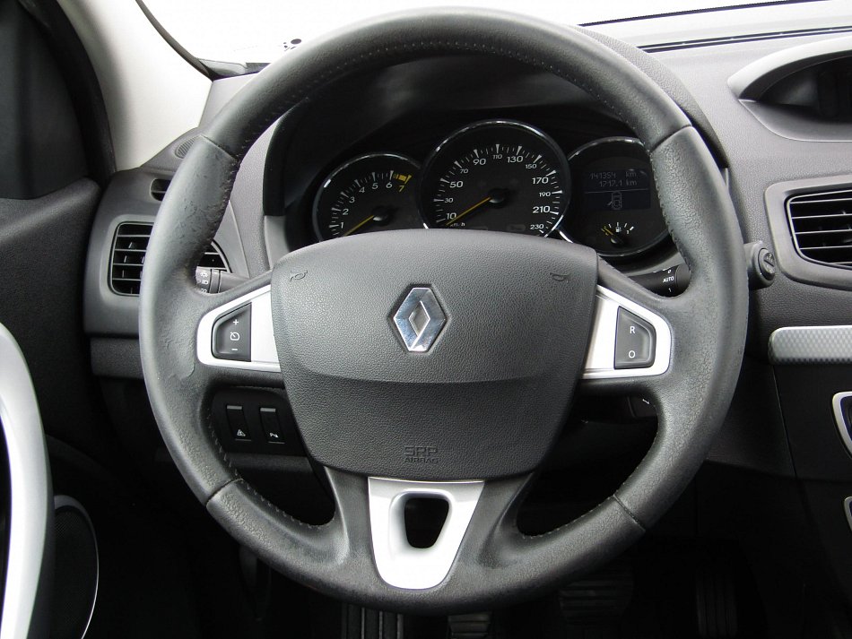 Renault Fluence 1.6 i 
