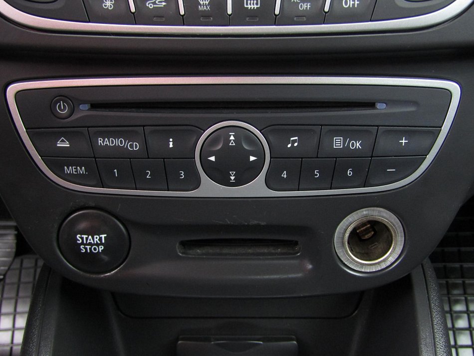 Renault Fluence 1.6 i 