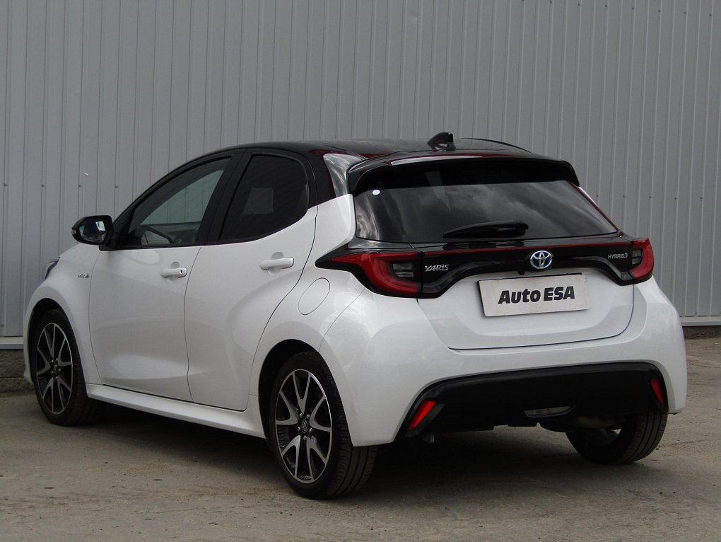 Toyota Yaris 1.5 e-CVT Style