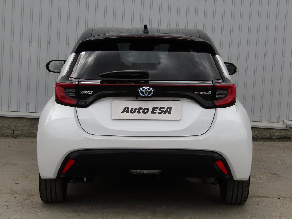 Toyota Yaris 1.5 e-CVT Style