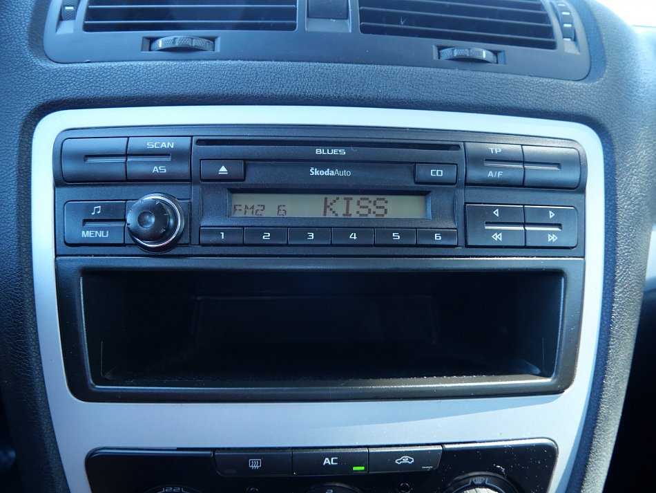 Škoda Octavia II 1.6TDi Ambiente