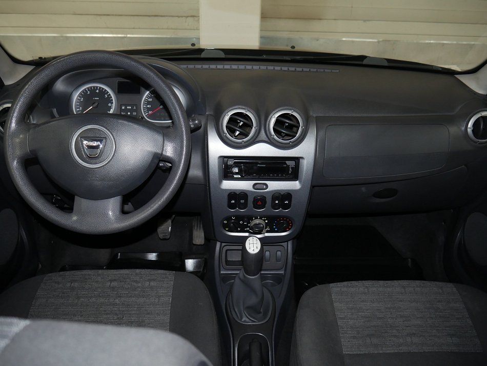 Dacia Duster 1.6i 