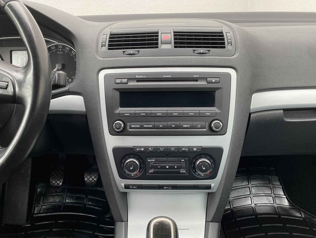 Škoda Octavia II 1.6TDi Ambiente