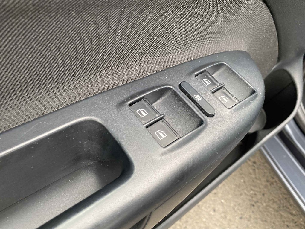 Škoda Octavia II 1.6TDi Ambiente