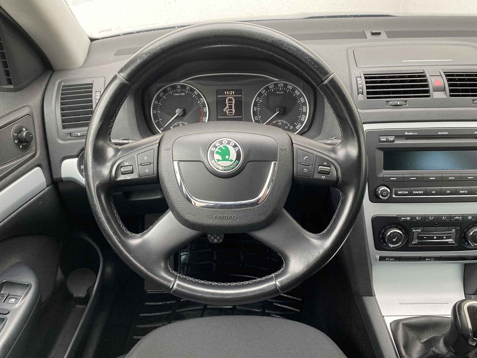 Škoda Octavia II 1.6TDi Ambiente
