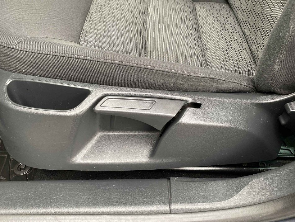 Škoda Octavia II 1.6TDi Ambiente