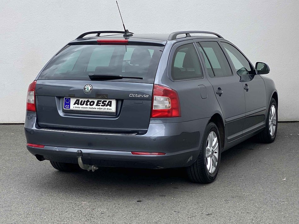 Škoda Octavia II 1.6TDi Ambiente