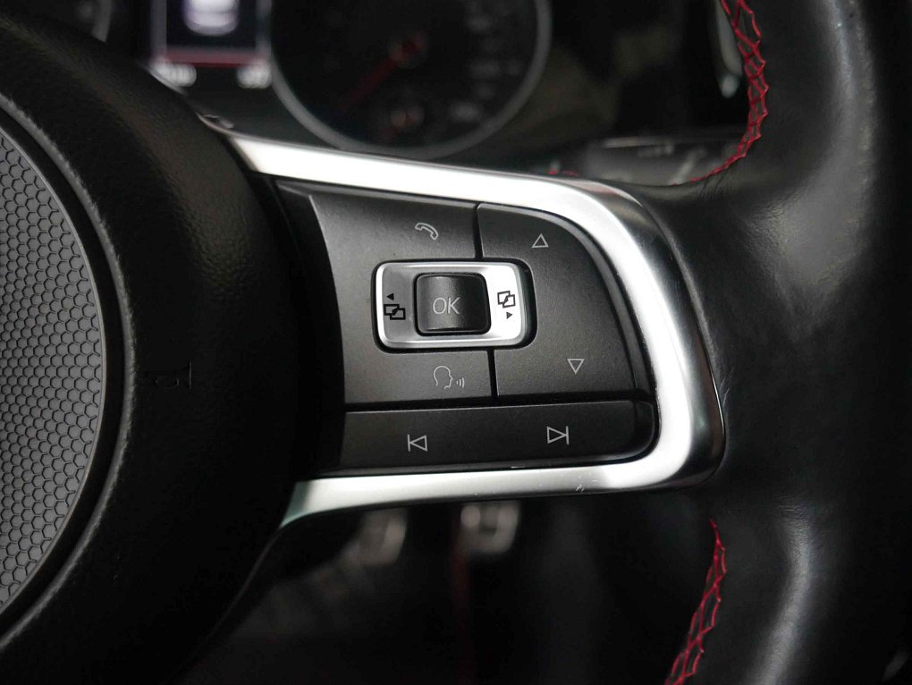 Volkswagen Golf 2.0 TSi GTi