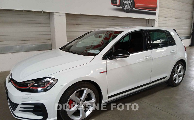 Volkswagen Golf 2.0 TSI  GTI