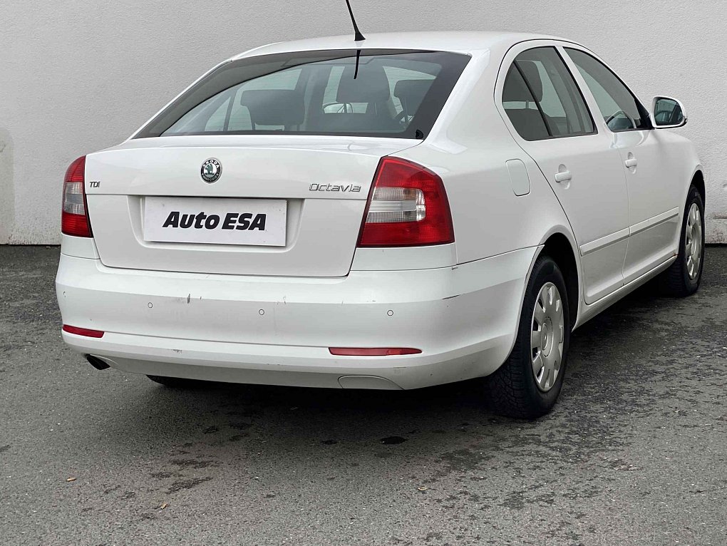 Škoda Octavia II 1.6 TDi Elegance