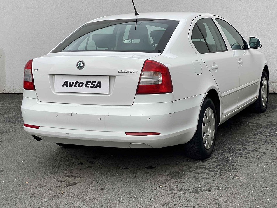 Škoda Octavia II 1.6 TDi Elegance