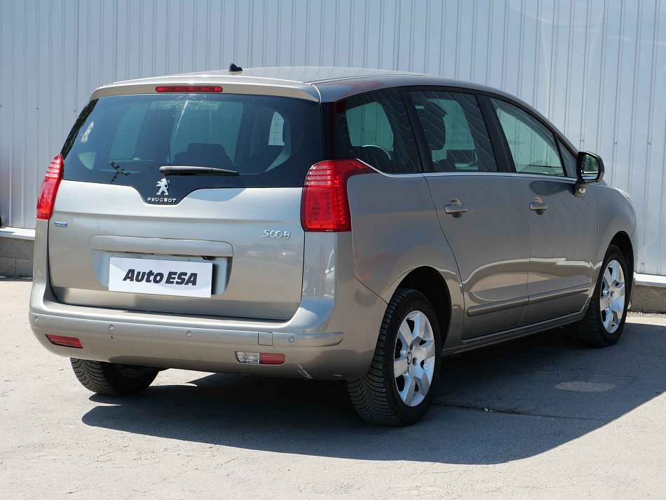 Peugeot 5008 1.6 BlueHDi Allure