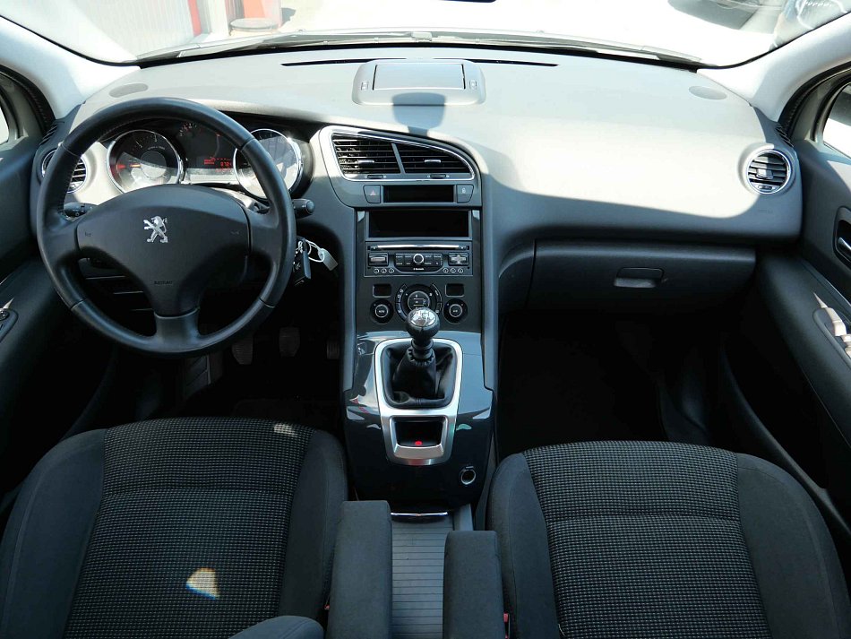 Peugeot 5008 1.6 BlueHDi Allure