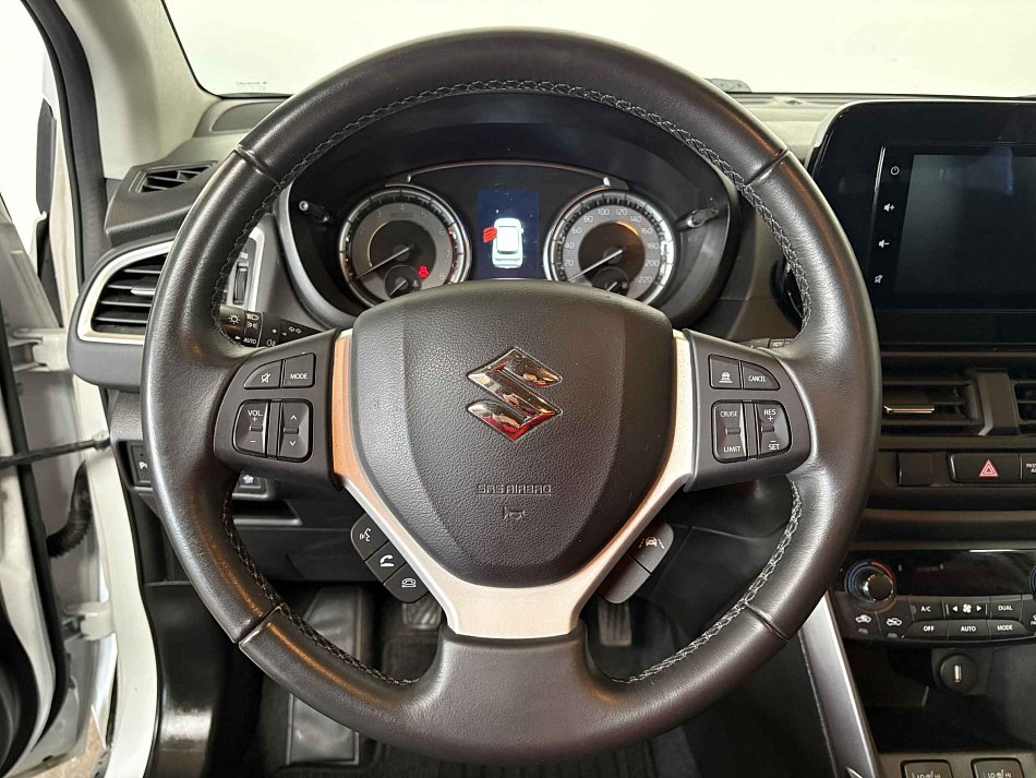 Suzuki S-Cross 1.4i 
