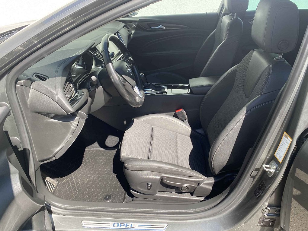 Opel Insignia 2.0 CDTI 