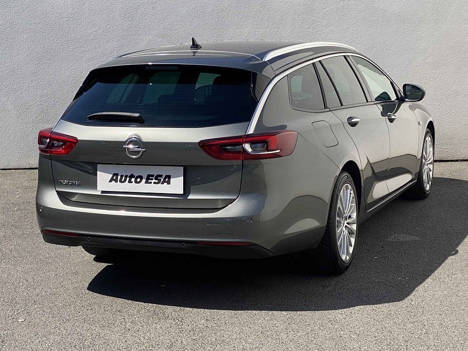 Opel Insignia 2.0 CDTI 