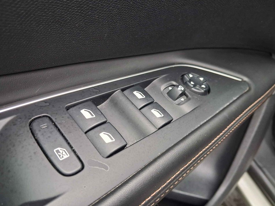 Peugeot 5008 2.0 HDi GT