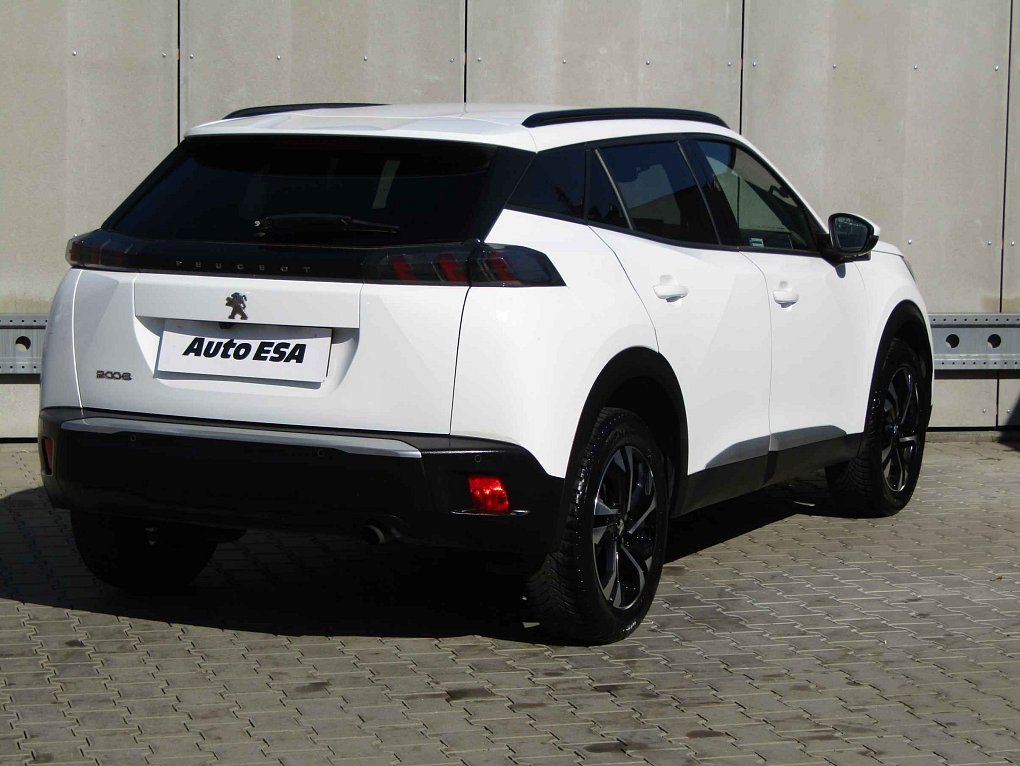 Peugeot 2008 1.2 PT 