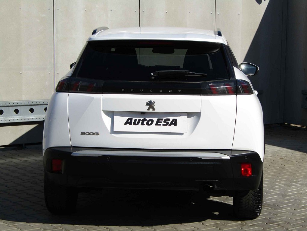 Peugeot 2008 1.2 PT 