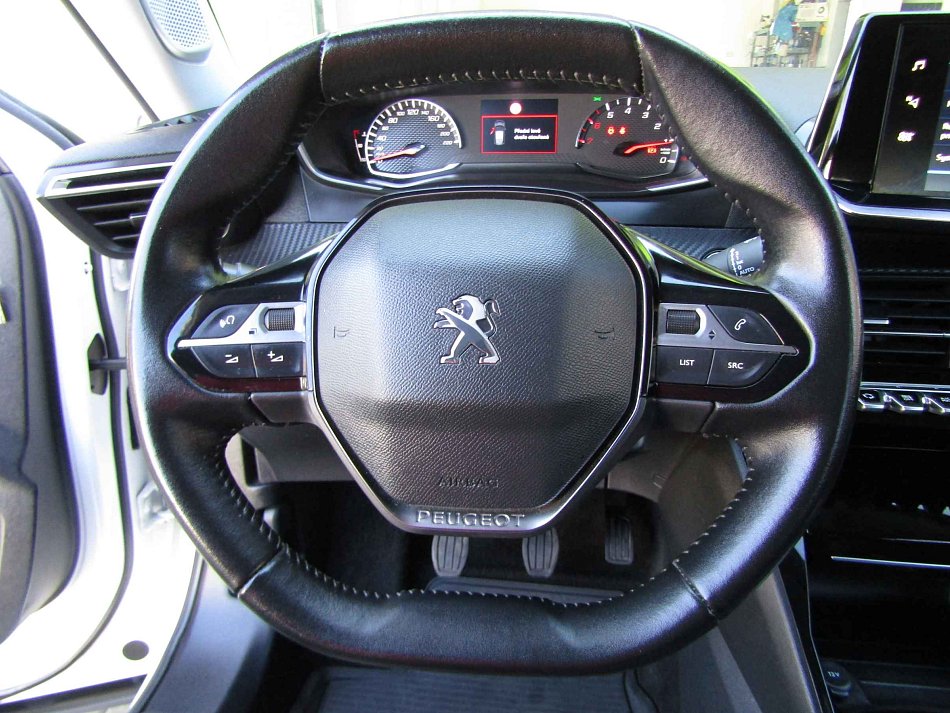 Peugeot 2008 1.2 PT 