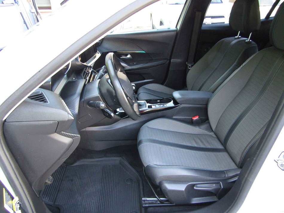 Peugeot 2008 1.2 PT 