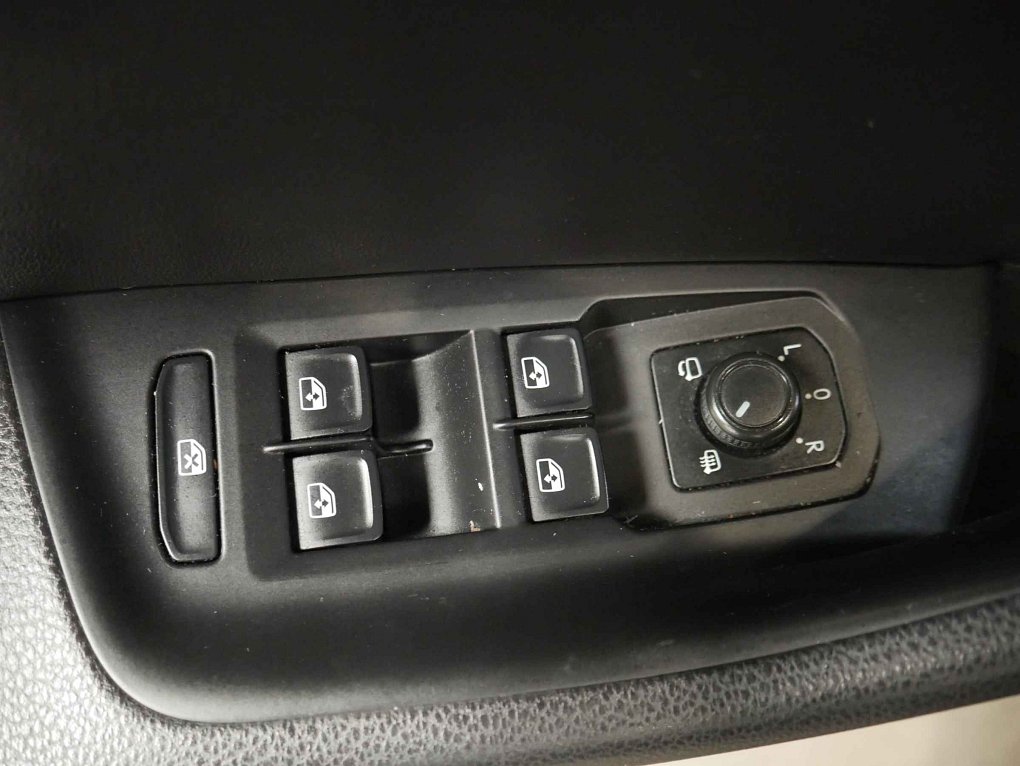 Volkswagen Arteon 2.0TSi 