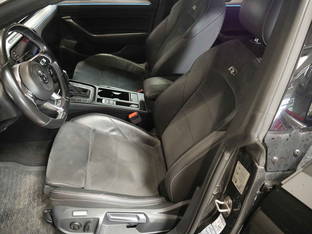 Volkswagen Arteon 2.0TSi 