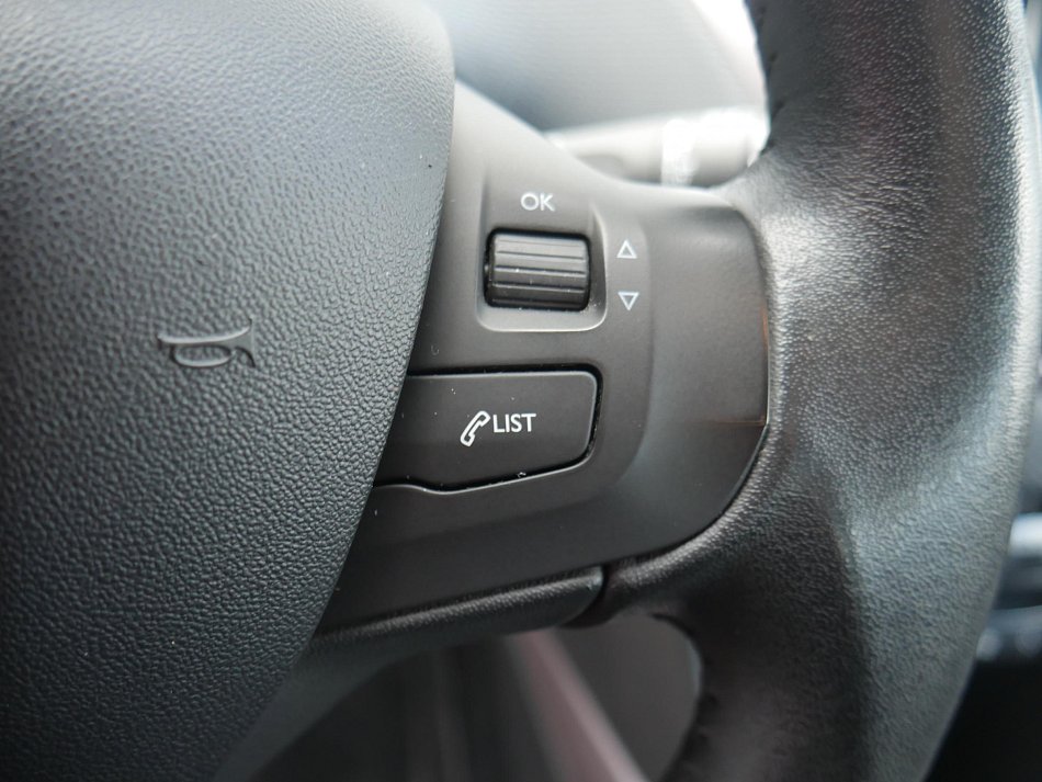 Peugeot 2008 1.6 VTi Active