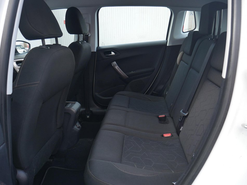 Peugeot 2008 1.6 VTi Active