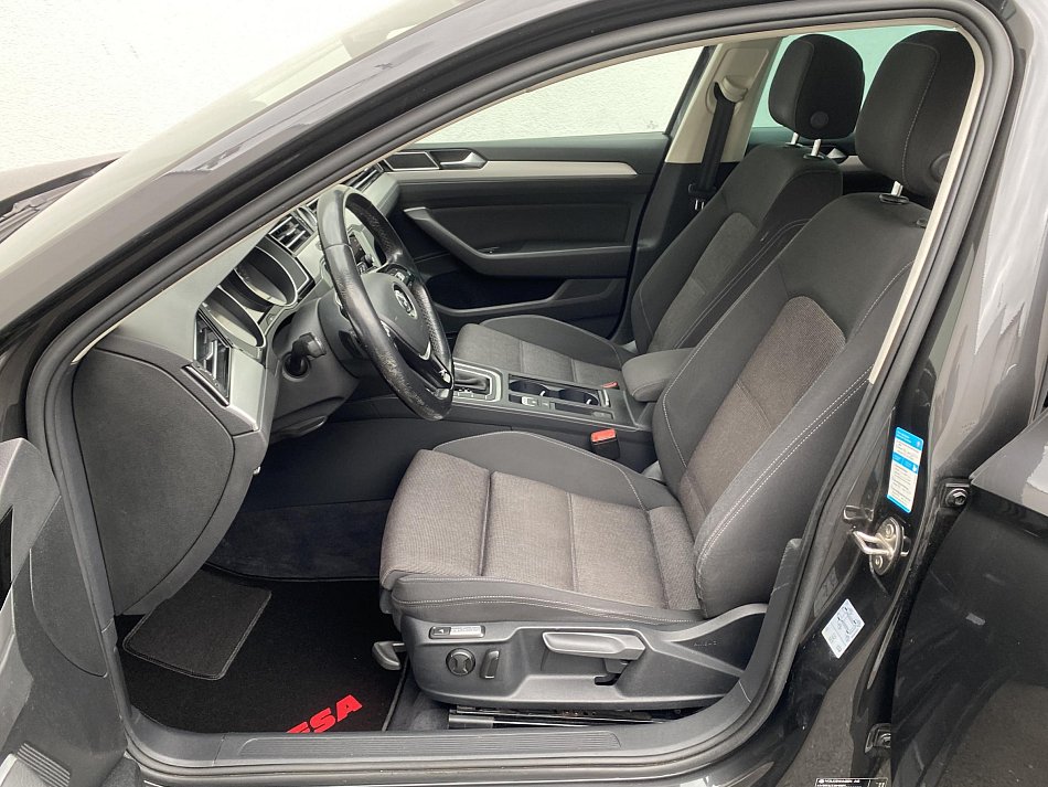 Volkswagen Passat 2.0TDi 