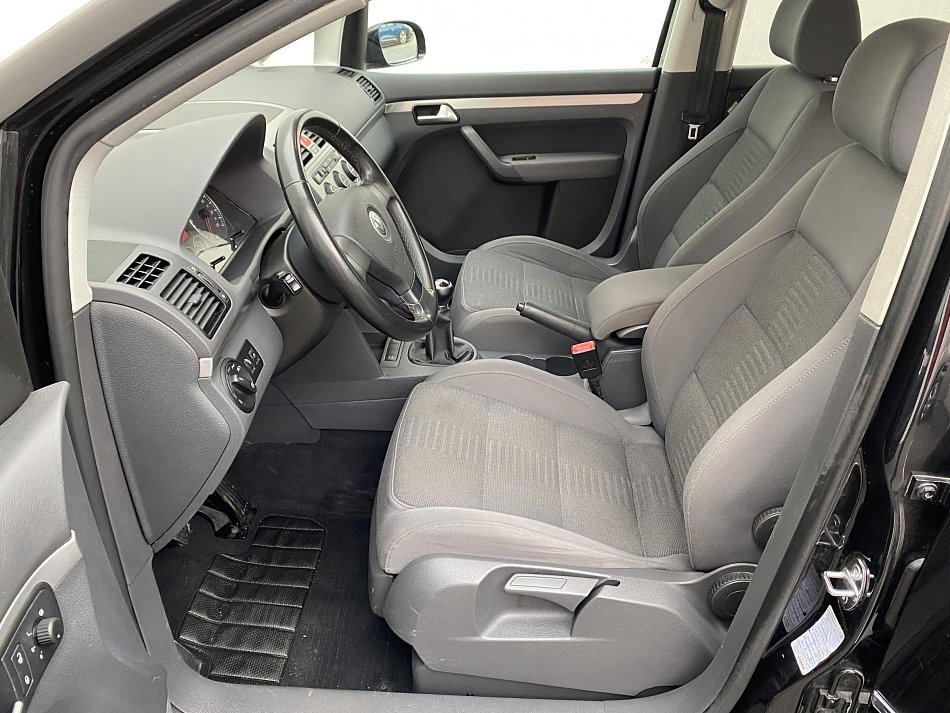 Volkswagen Touran 2.0 TDi Highline
