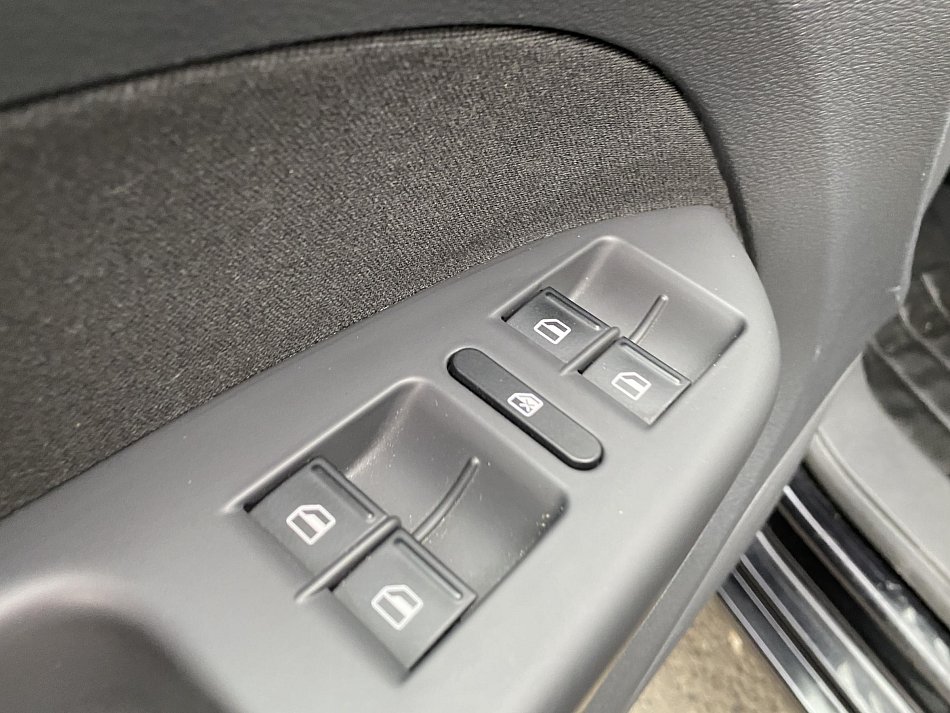 Volkswagen Touran 2.0 TDi Highline