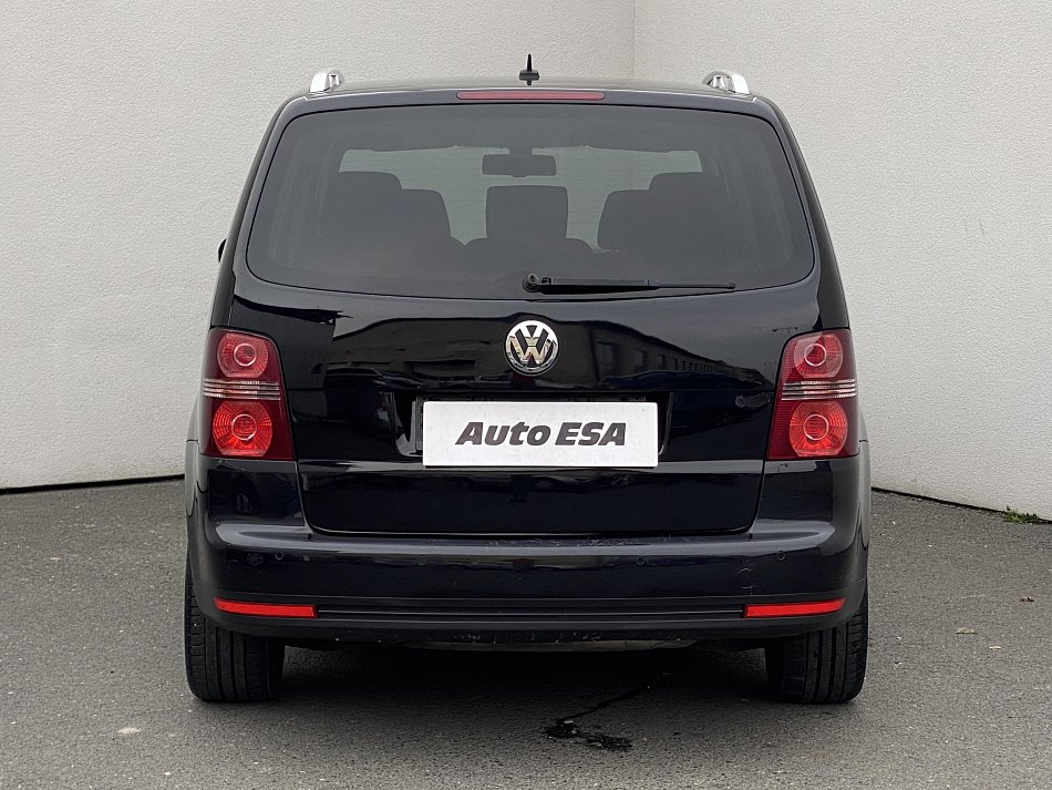 Volkswagen Touran 2.0 TDi Highline