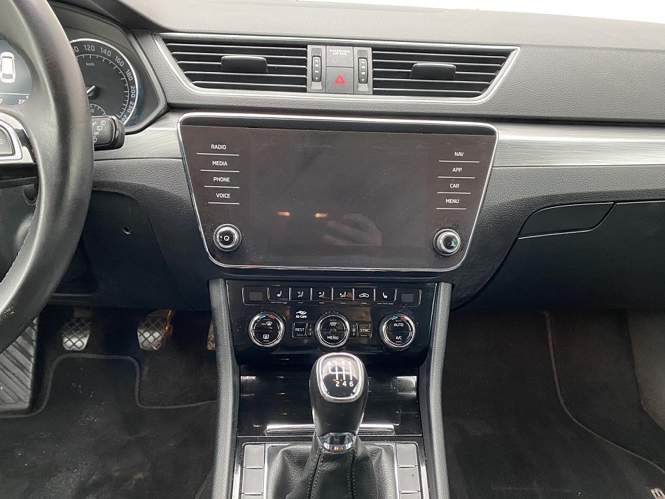Škoda Superb III 2.0 TDi Style