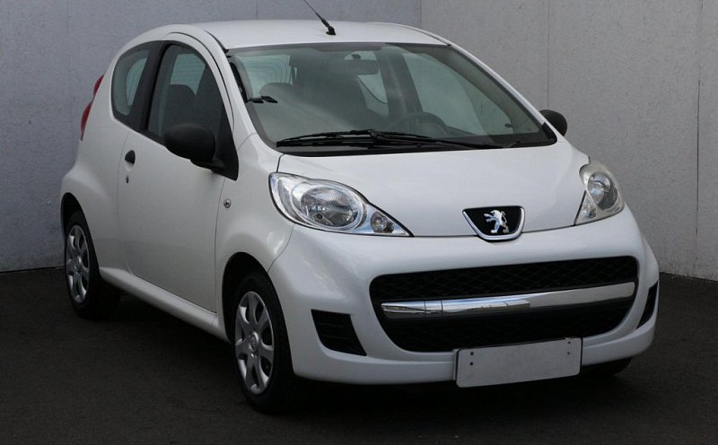 Peugeot 107 1.0 i 