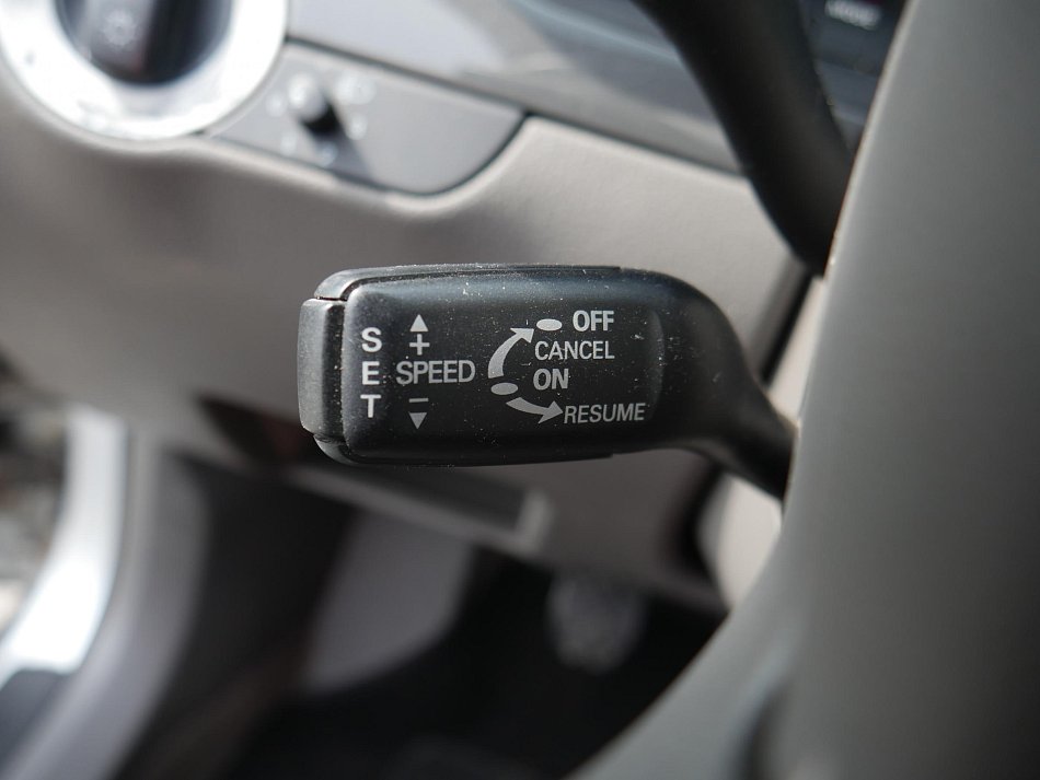 Audi A4 1.6i 