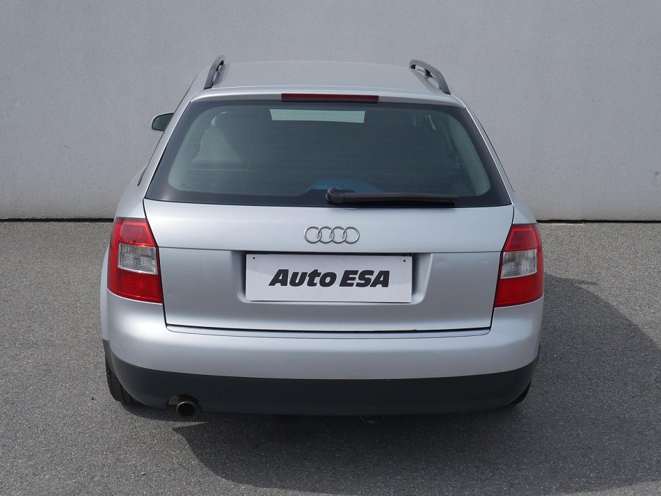 Audi A4 1.6i 