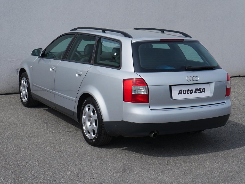Audi A4 1.6i 