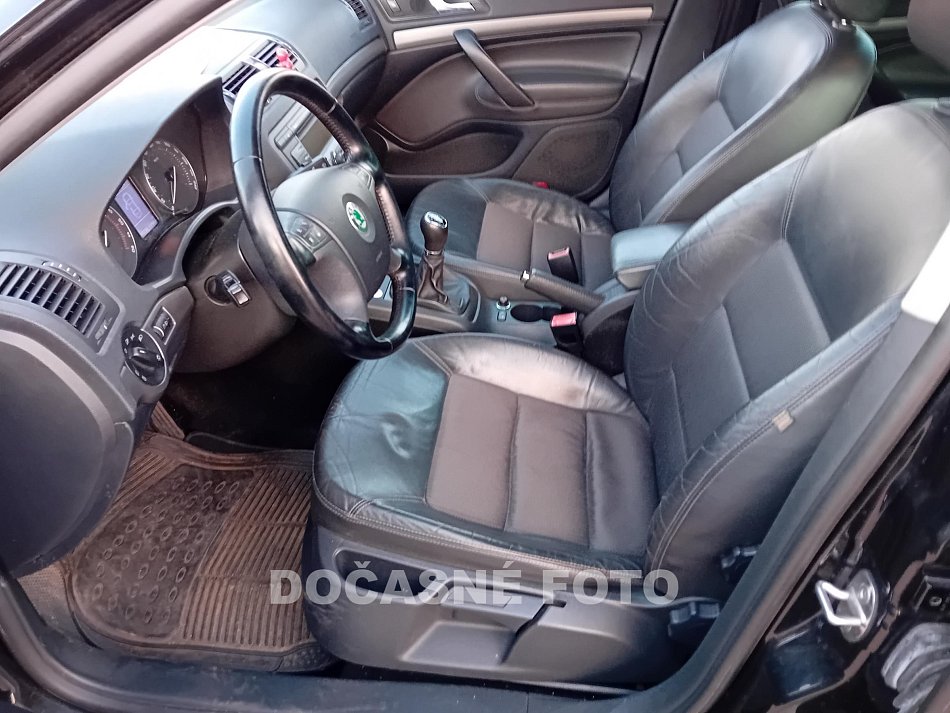 Škoda Octavia II 2.0 TDi Elegance