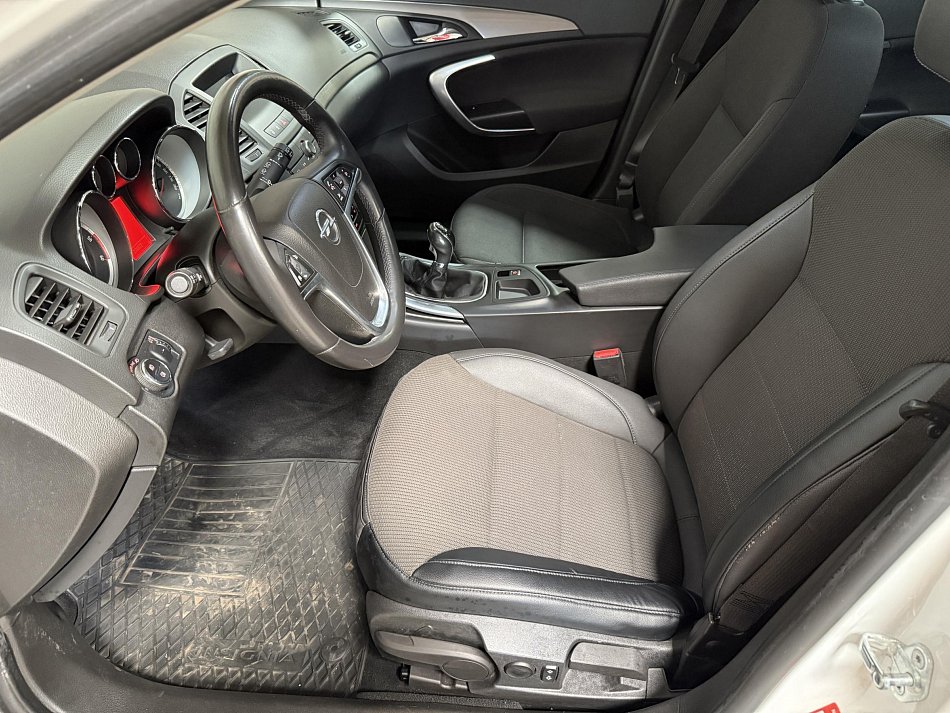 Opel Insignia 2.0 CDTi 