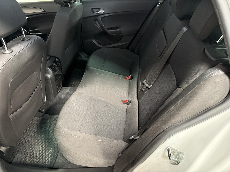 Opel Insignia 2.0 CDTi 