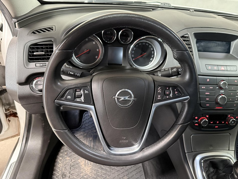 Opel Insignia 2.0 CDTi 
