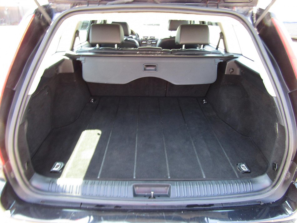 Ford Mondeo 2.0 i Ghia