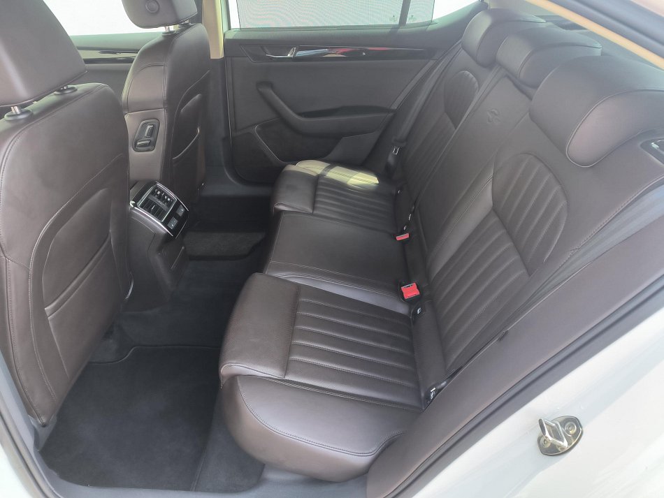 Škoda Superb III 2.0TSi L&K 4x4