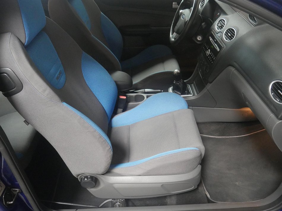 Ford Focus 2.5 