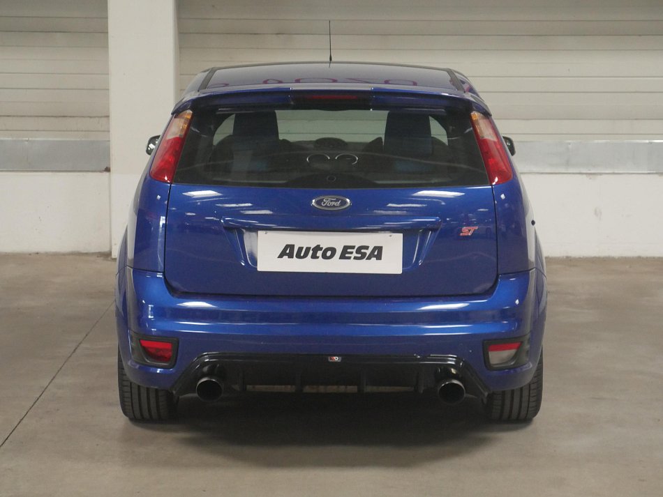 Ford Focus 2.5 