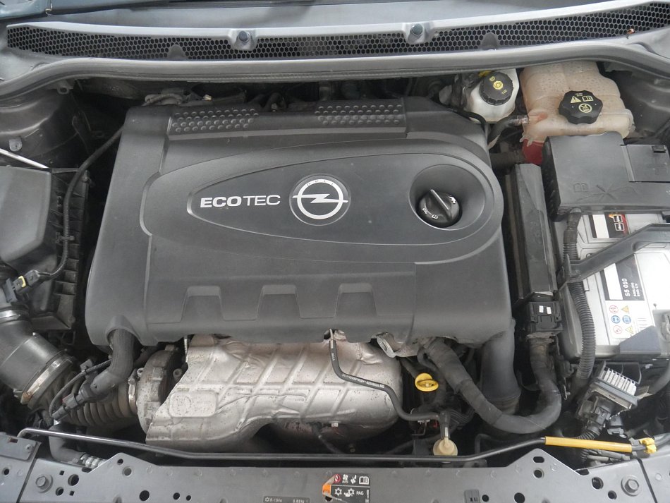 Opel Astra 2.0 CDTi 